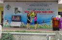 Tặng hoa chúc mừng.jpg - 