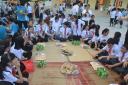 Chuẩn bị phá cỗ.JPG - 