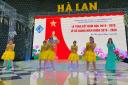 Văn nghệ chào mừng.jpg - 